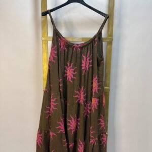 Vestido de tirantes con estampado de soles