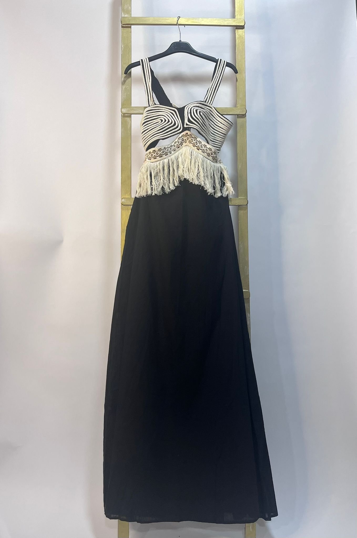 Mono largo boho con flecos
