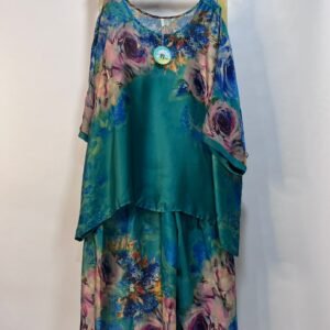 Conjunto oversize floral satinado