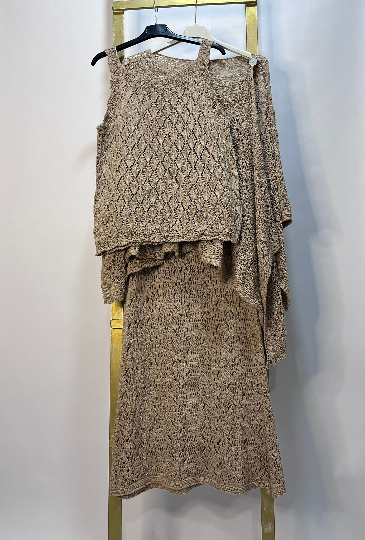 Falda midi calada en crochet